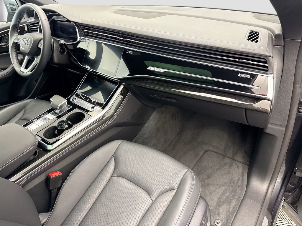 Certified 2025 Audi Q8 Premium Plus w/ Premium Plus Package image 16