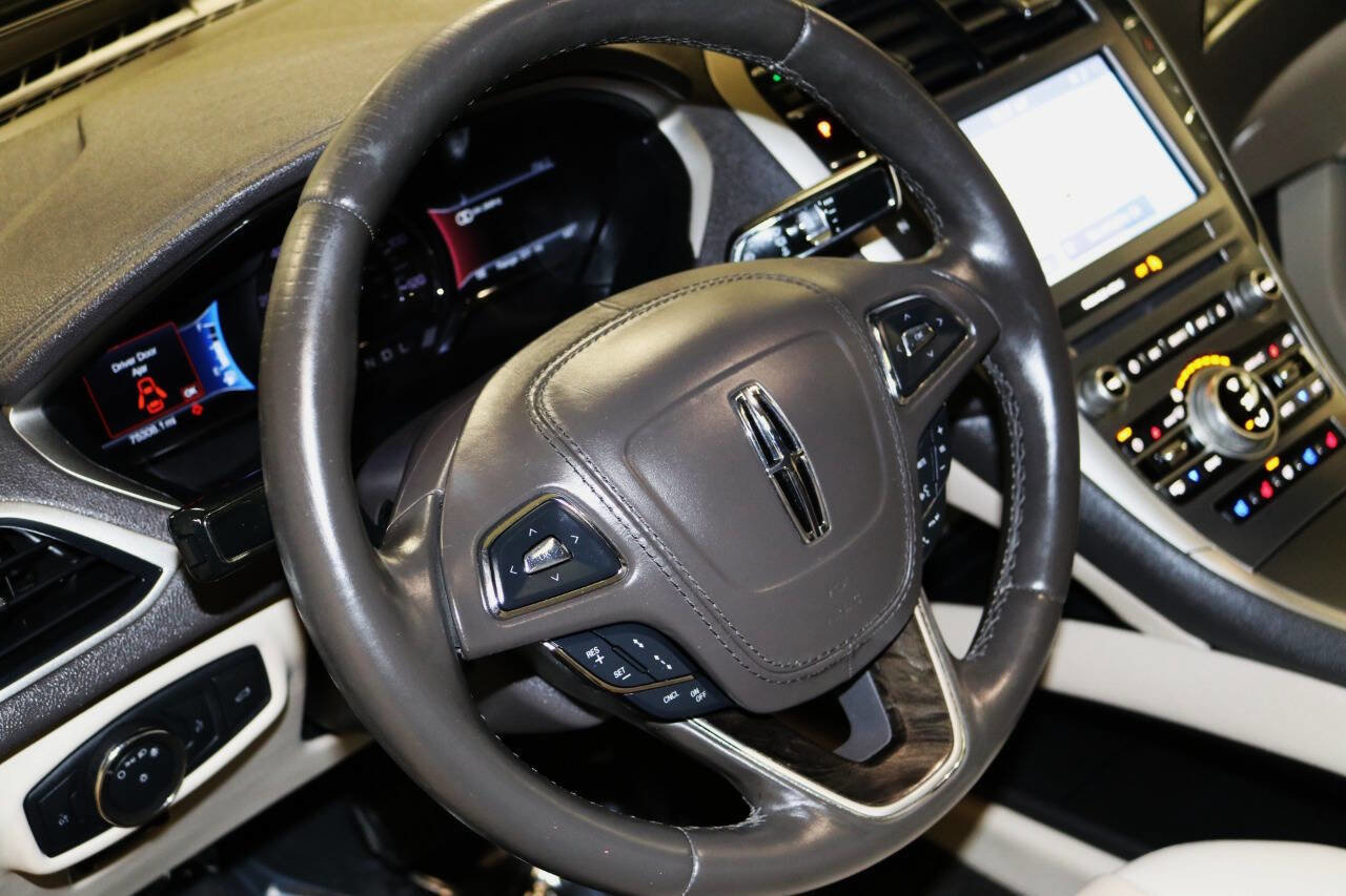 Used 2020 Lincoln MKZ Reserve w/ Elements Package image 70