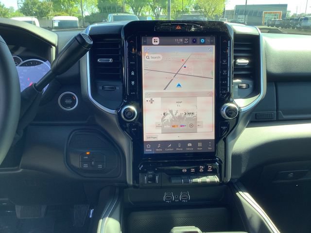 New 2026 RAM 2500 Big Horn AWD/4WD image 17