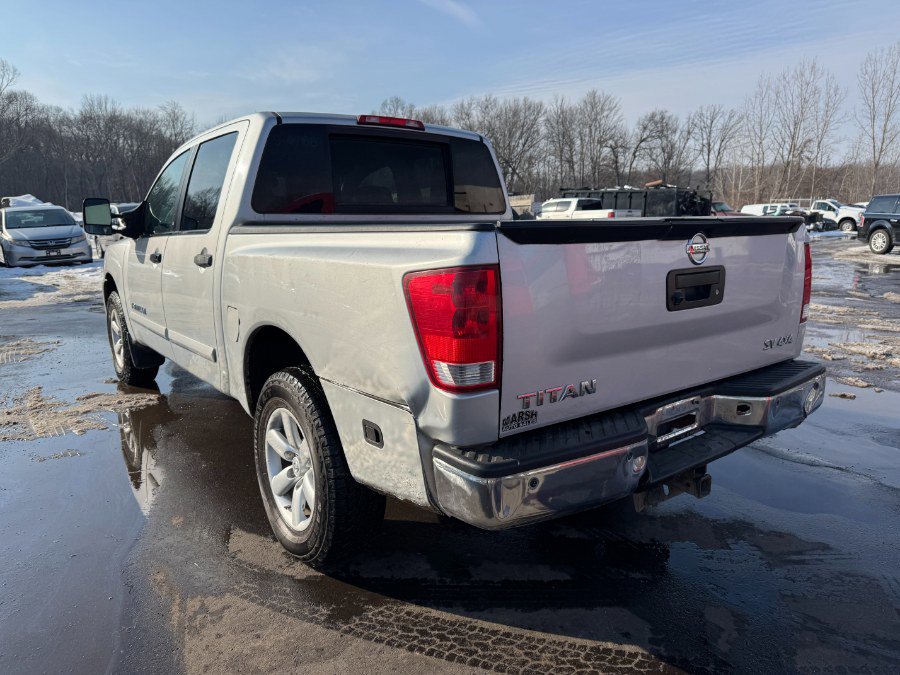 Used 2014 Nissan Titan SV image 3