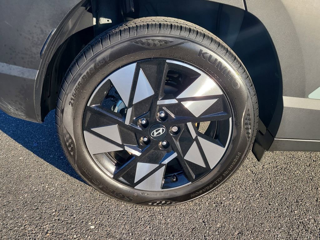 Used 2024 Hyundai Kona SEL image 5