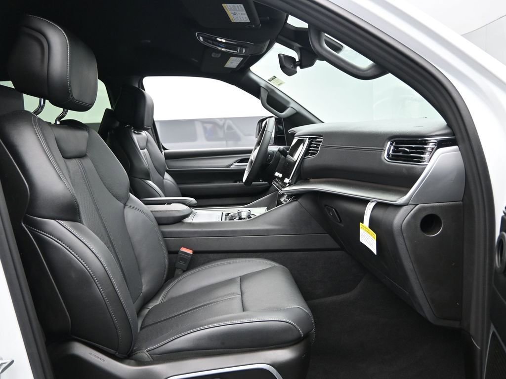 Used 2025 Jeep Wagoneer Series II image 35