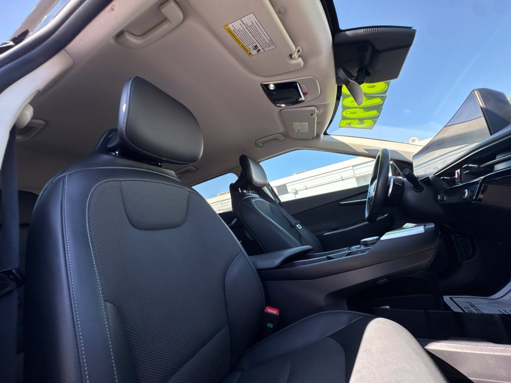 Used 2023 Kia EV6 Light RWD image 25