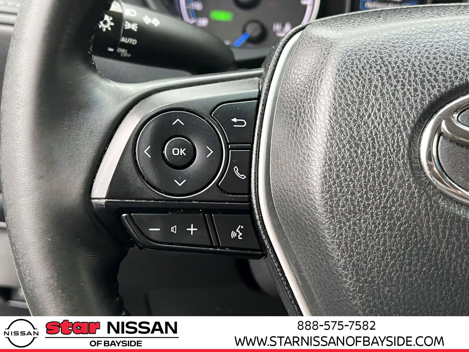Used 2021 Toyota Venza LE image 20