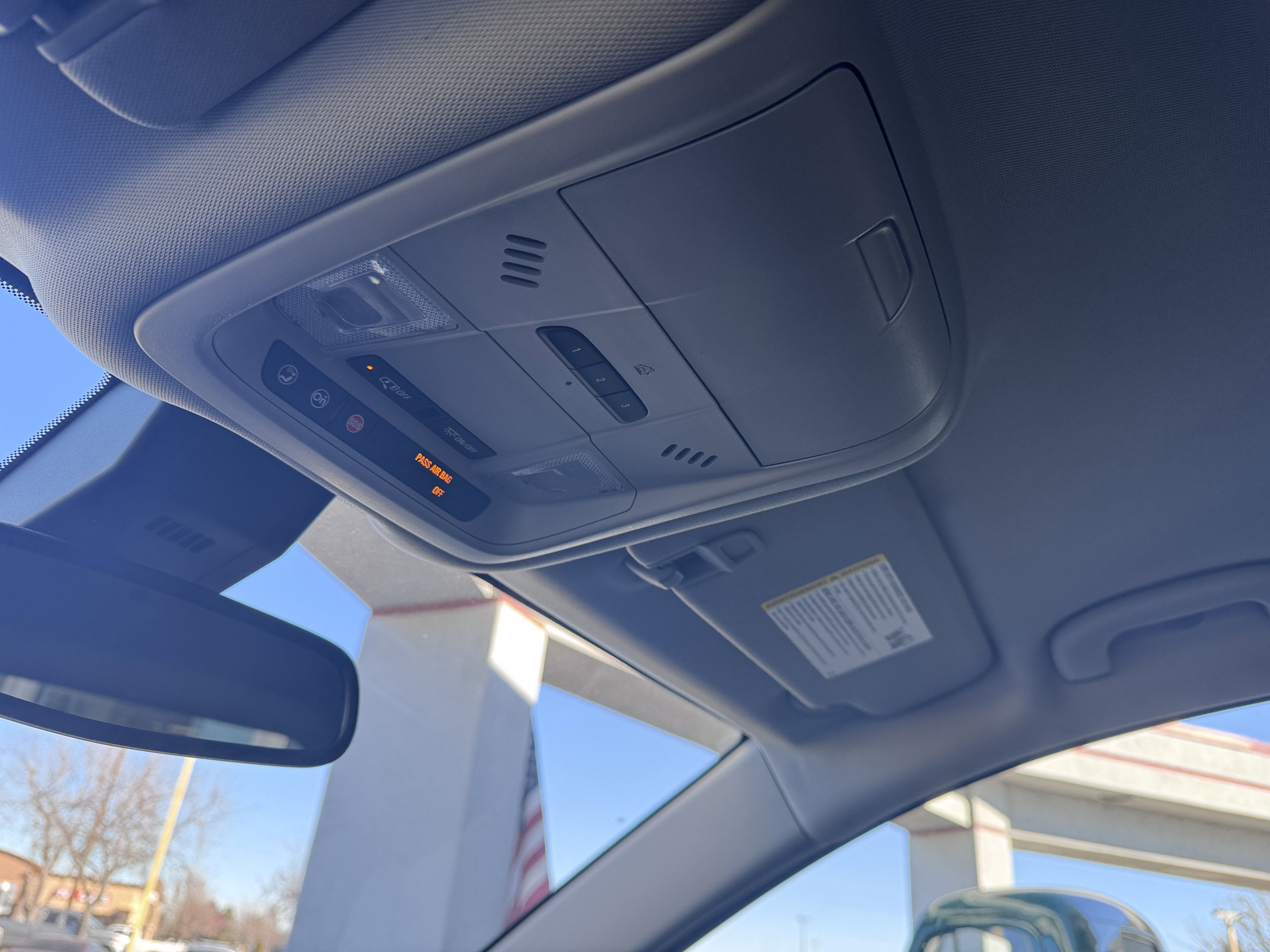 Used 2019 Chevrolet Equinox Premier image 40