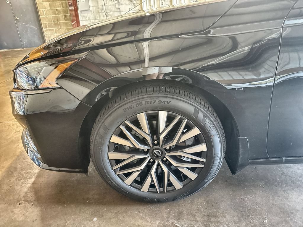 New 2026 Nissan Altima 2.5 SV FWD image 18