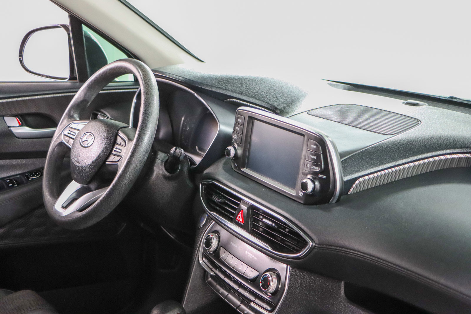 Used 2020 Hyundai Santa Fe SEL w/ Cargo Package FWD image 24