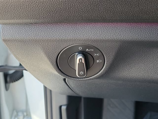 Used 2023 Volkswagen Jetta SEL FWD image 29