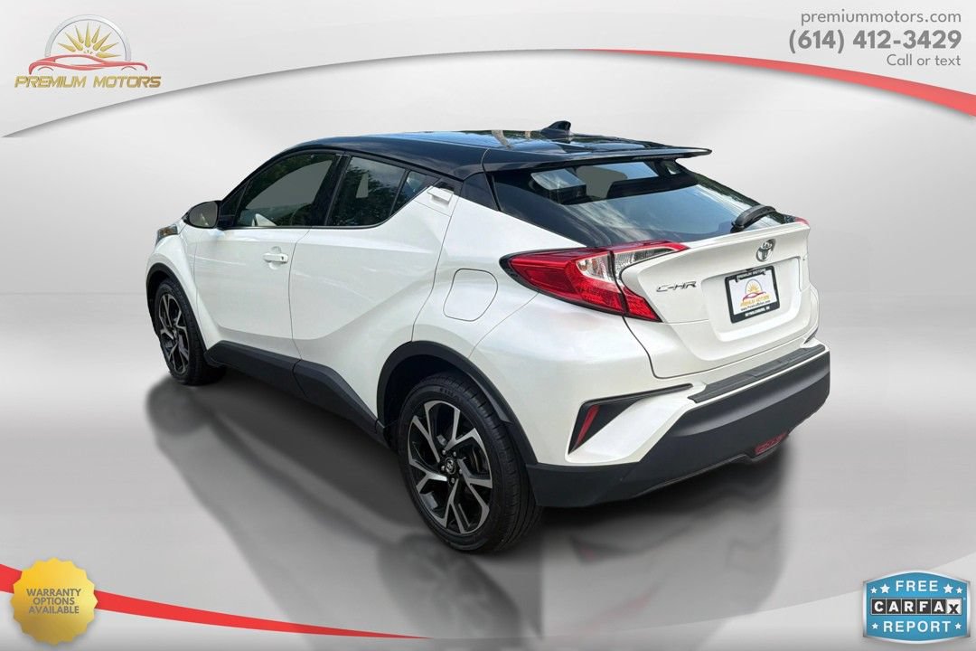 Used 2019 Toyota C-HR Limited FWD image 3