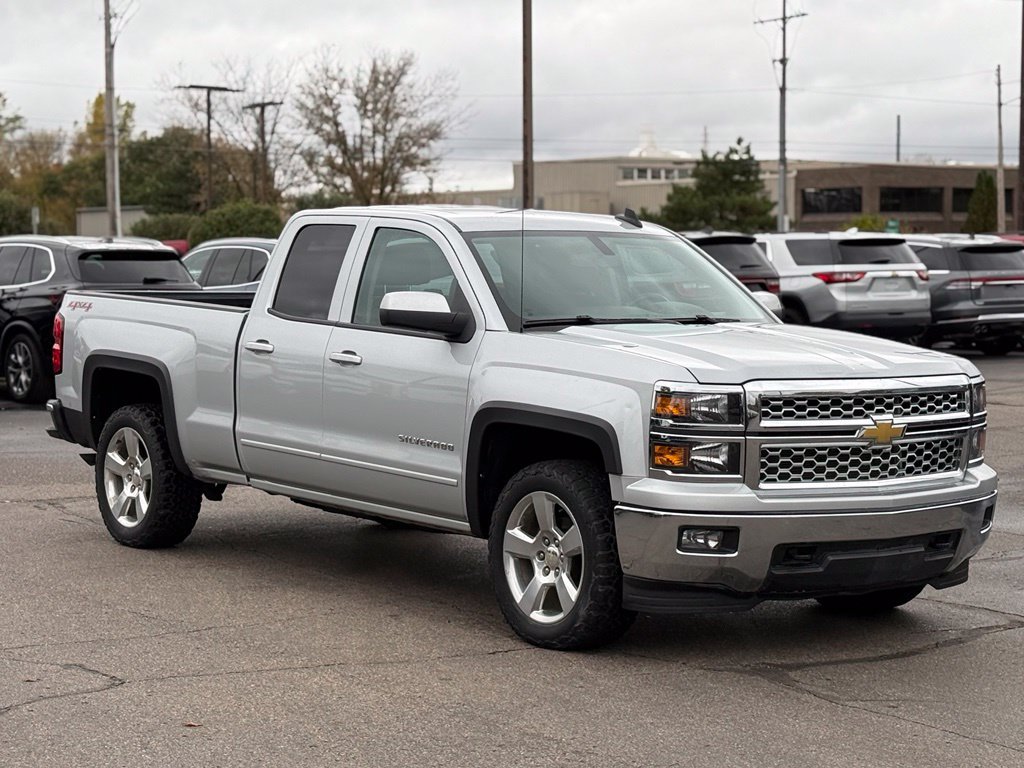 Used 2015 Chevrolet Silverado 1500 LT w/ LT Convenience Package AWD/4WD image 26