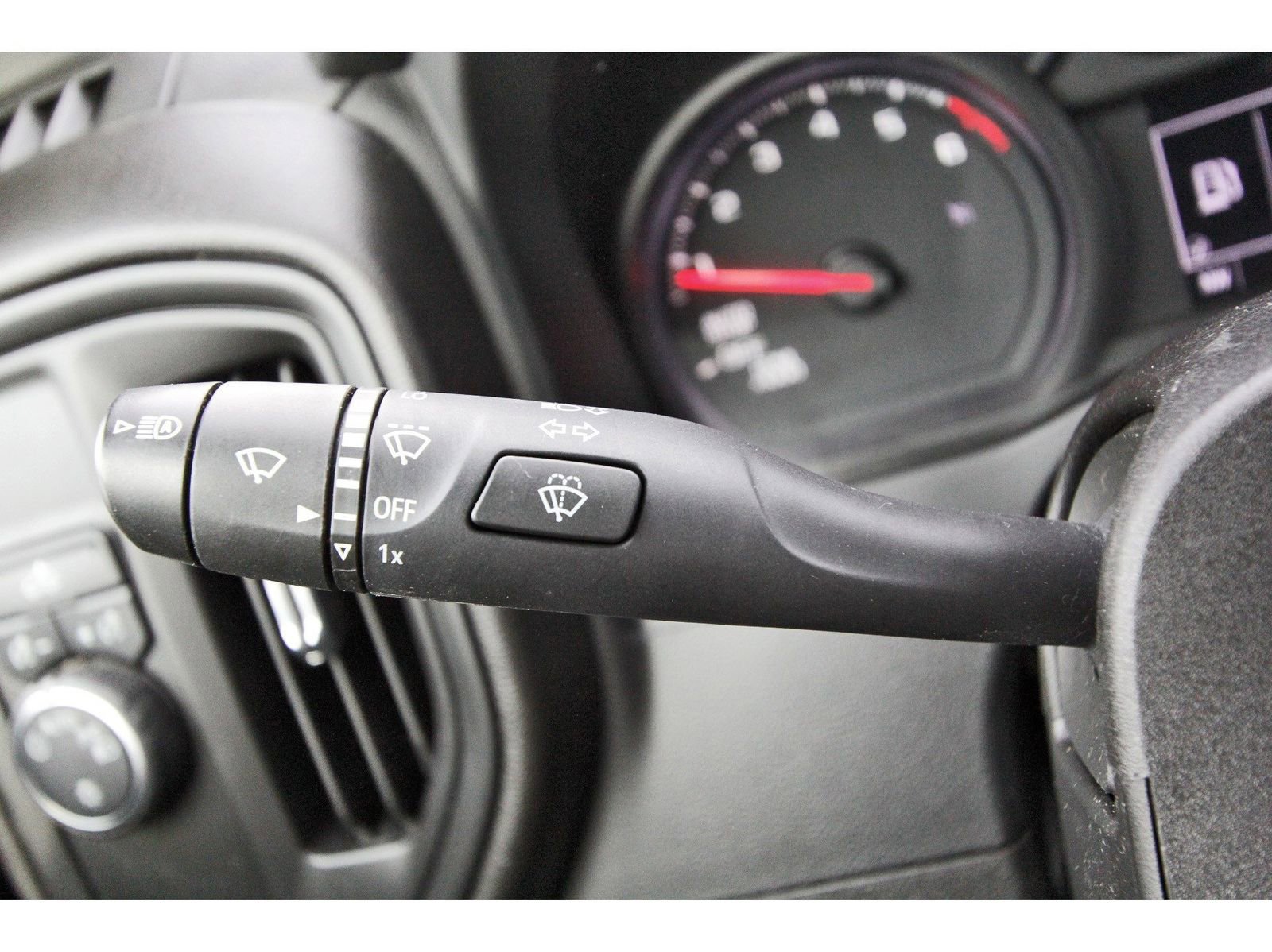 Used 2024 Chevrolet Silverado 1500 Custom image 16