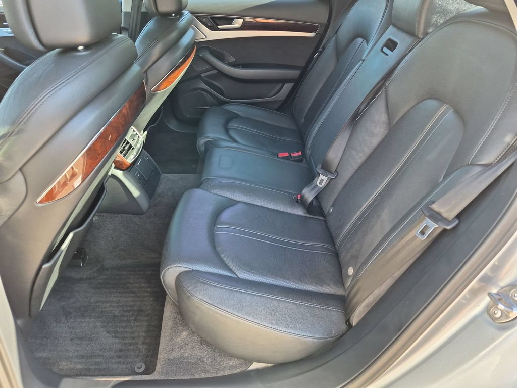 Used 2013 Audi A8 3.0T AWD/4WD image 28