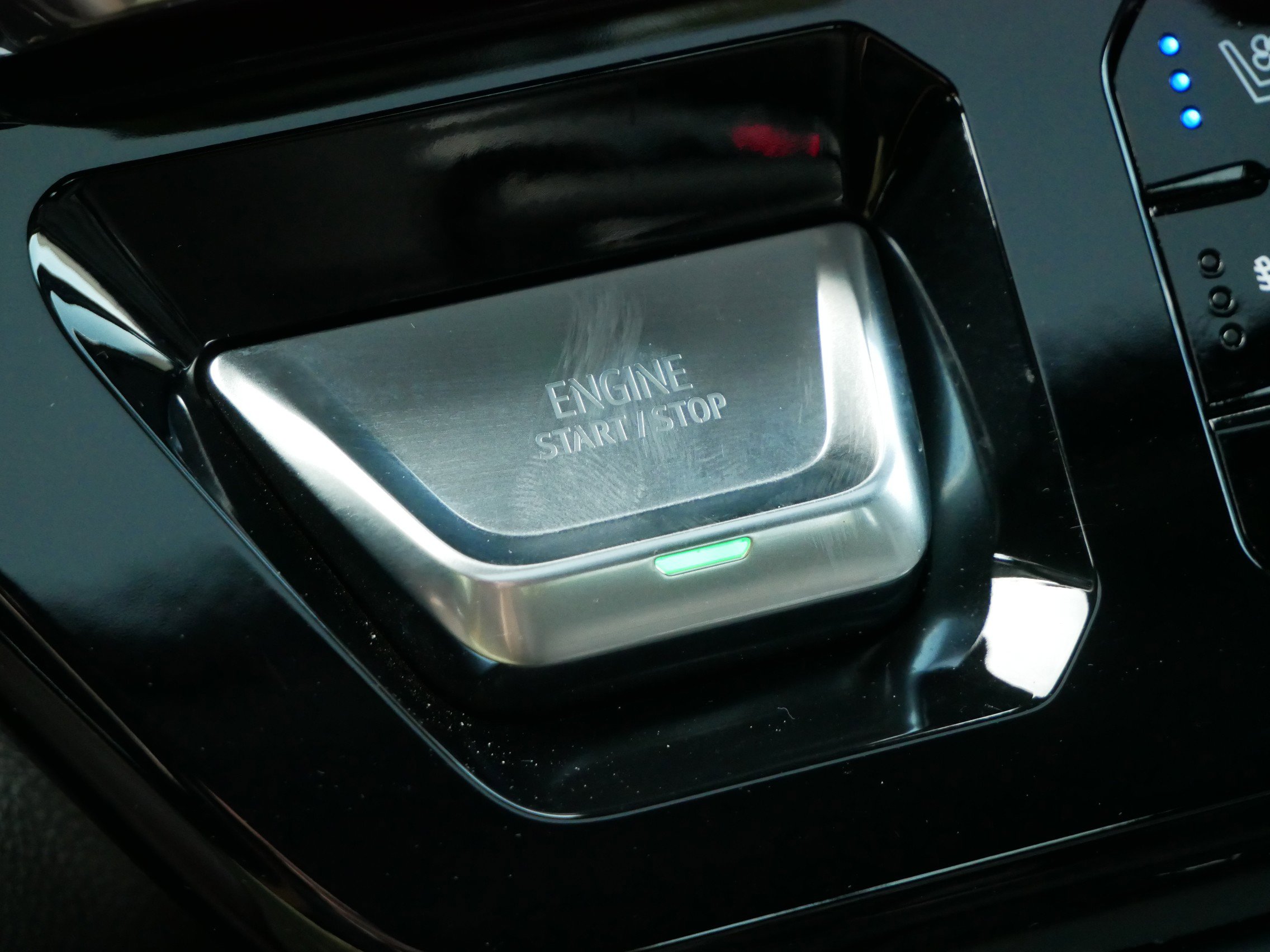 Used 2024 GMC Sierra 1500 Denali w/ Denali Reserve Package image 26