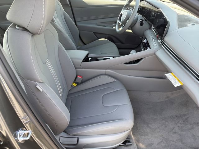 New 2026 Hyundai Elantra Sport image 13