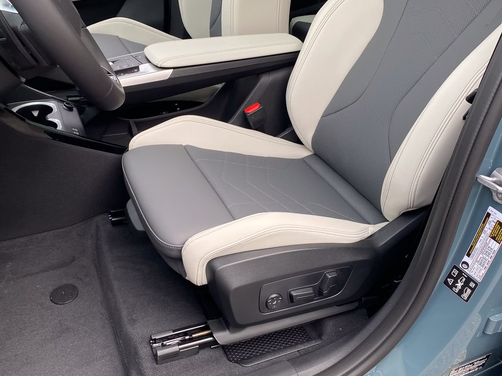 New 2027 BMW X1 xDrive28i AWD/4WD image 15