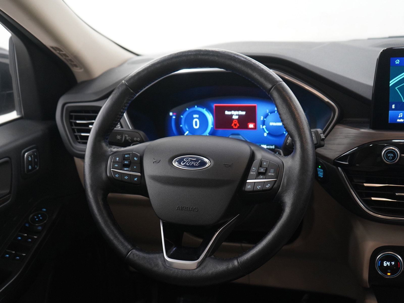 Used 2020 Ford Escape Titanium image 14