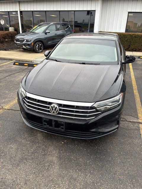 Used 2019 Volkswagen Jetta image 3