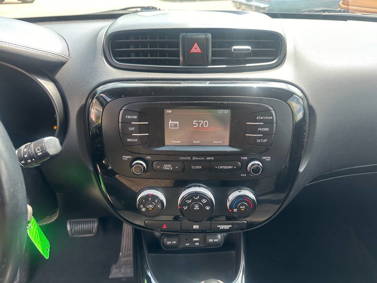 Used 2015 Kia Soul ! image 15