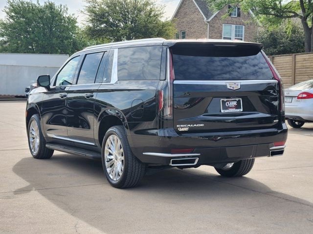Used 2024 Cadillac Escalade ESV Premium Luxury w/ Performance Package image 3