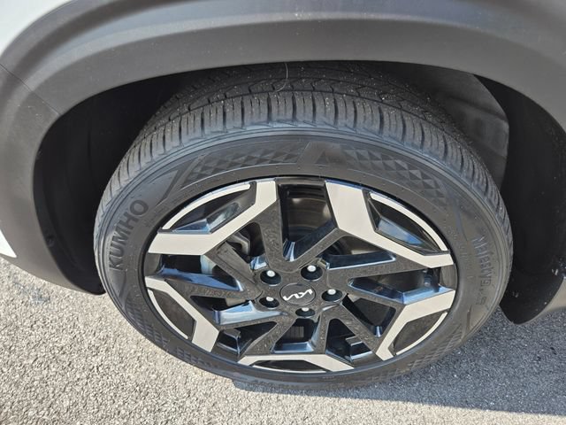 Used 2024 Kia Seltos SX w/ SX Sunroof Package AWD/4WD image 26