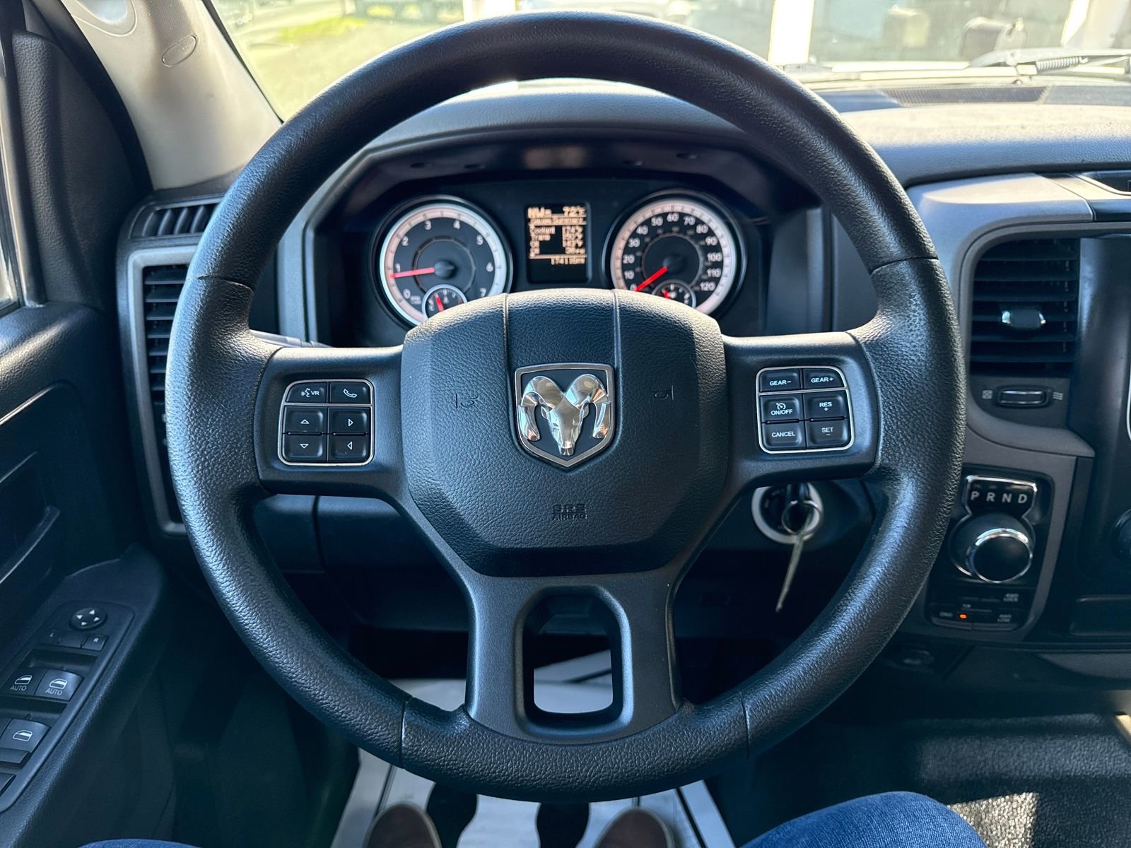 Used 2017 RAM 1500 Express image 14