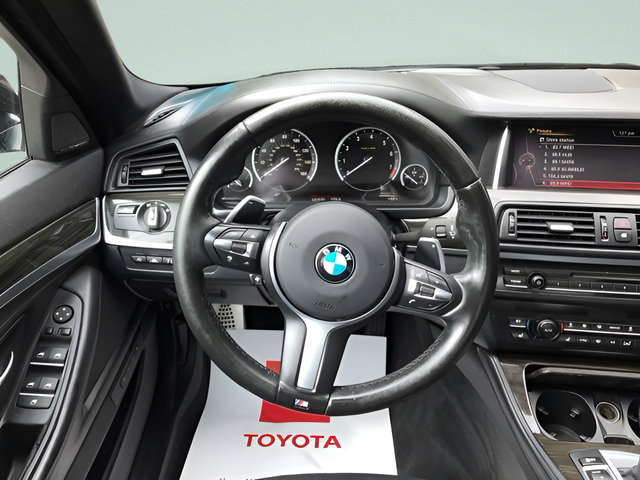 Used 2016 BMW 550i xDrive Sedan AWD/4WD image 16