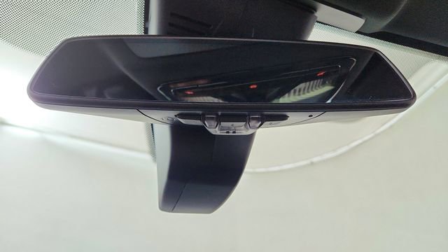 Used 2025 BMW 230i xDrive Coupe image 50