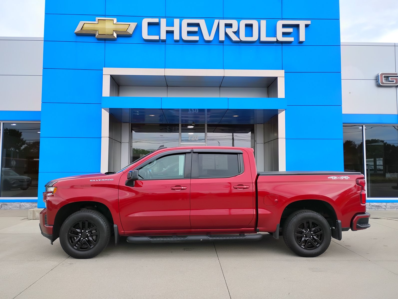 Used 2021 Chevrolet Silverado 1500 RST AWD/4WD image 11
