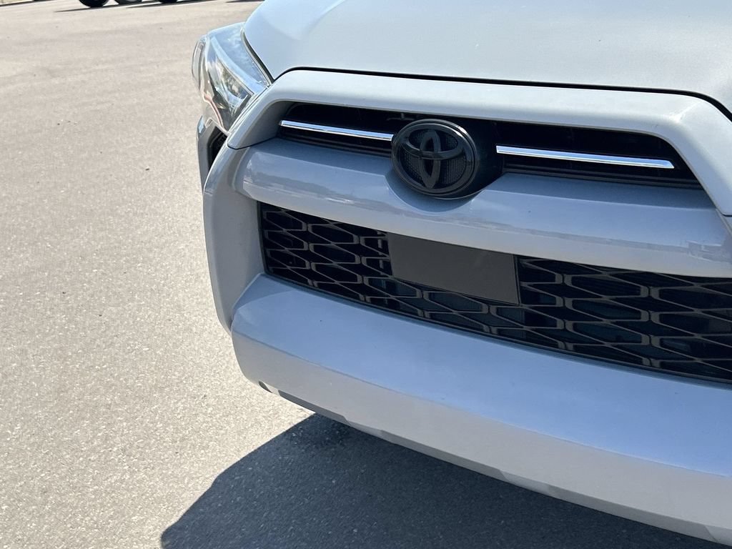 Used 2021 Toyota 4Runner Trail Special Edition AWD/4WD image 31