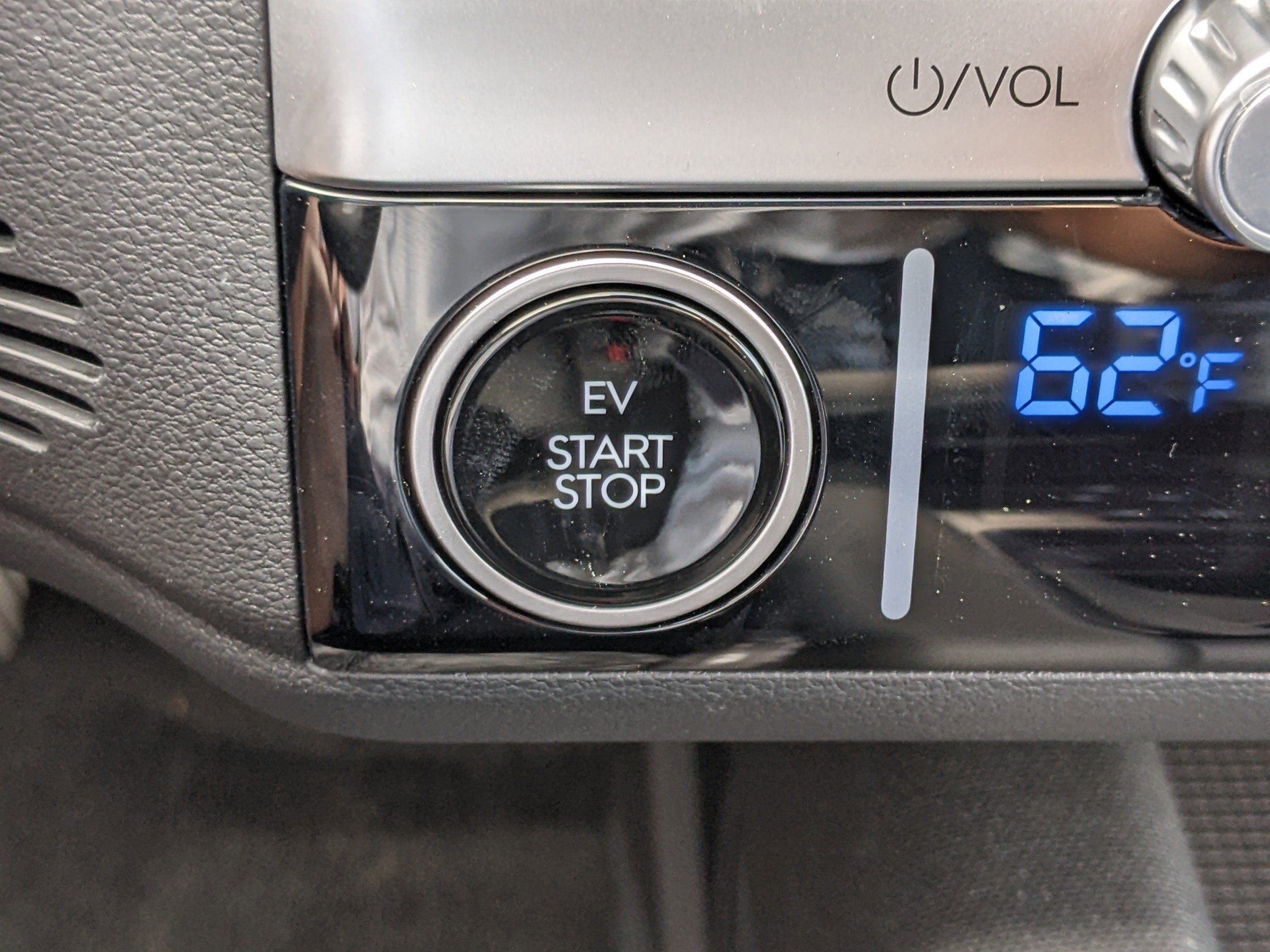 New 2025 Hyundai Ioniq 6 SE image 28