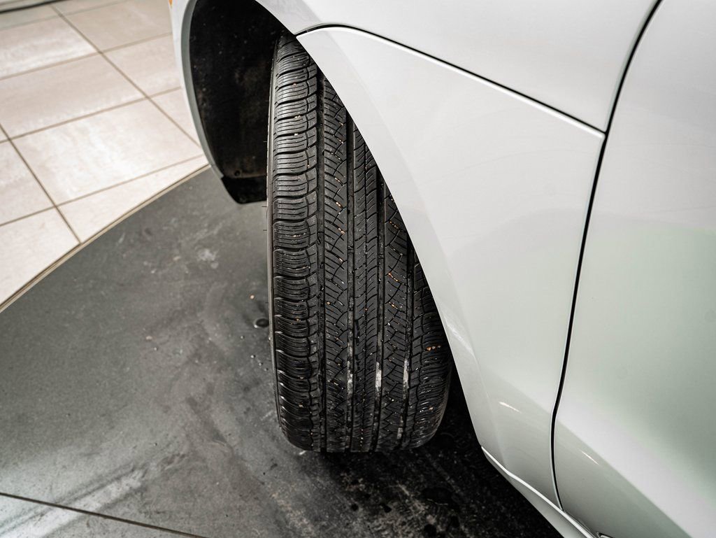 Certified 2025 Porsche Macan image 52