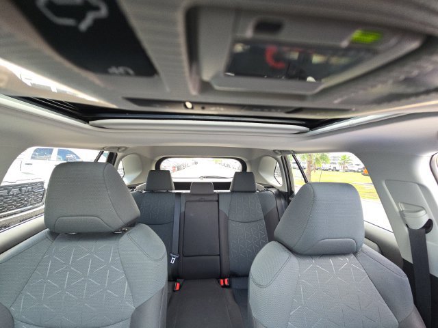 Used 2025 Toyota RAV4 XLE w/ Convenience Package FWD image 11