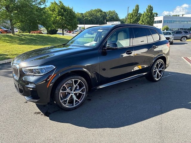 Used 2021 BMW X5 xDrive40i w/ M Sport Package AWD/4WD image 19