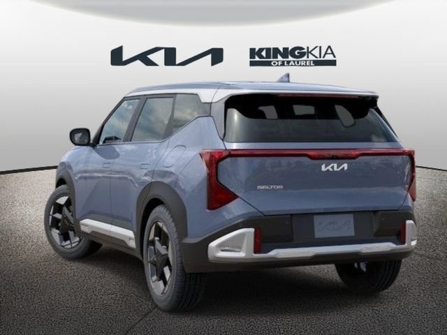 New 2027 Kia Seltos S FWD image 4