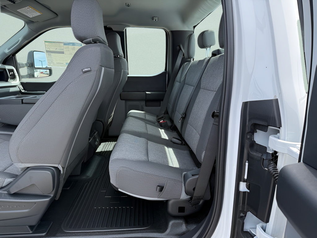 New 2026 Ford F350 XL w/ FX4 Off-Road Package AWD/4WD image 5