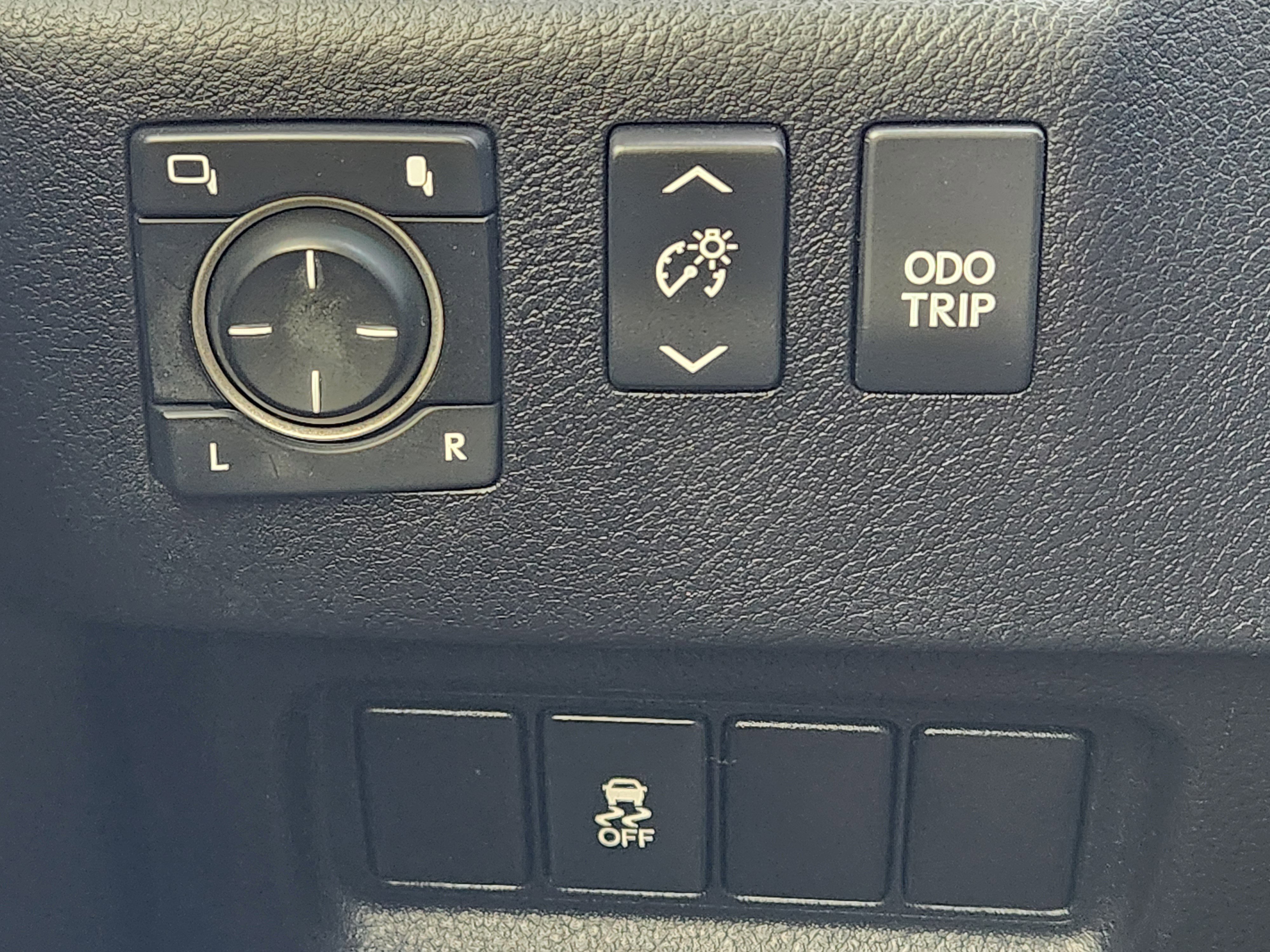 Used 2013 Lexus GX 460 image 22