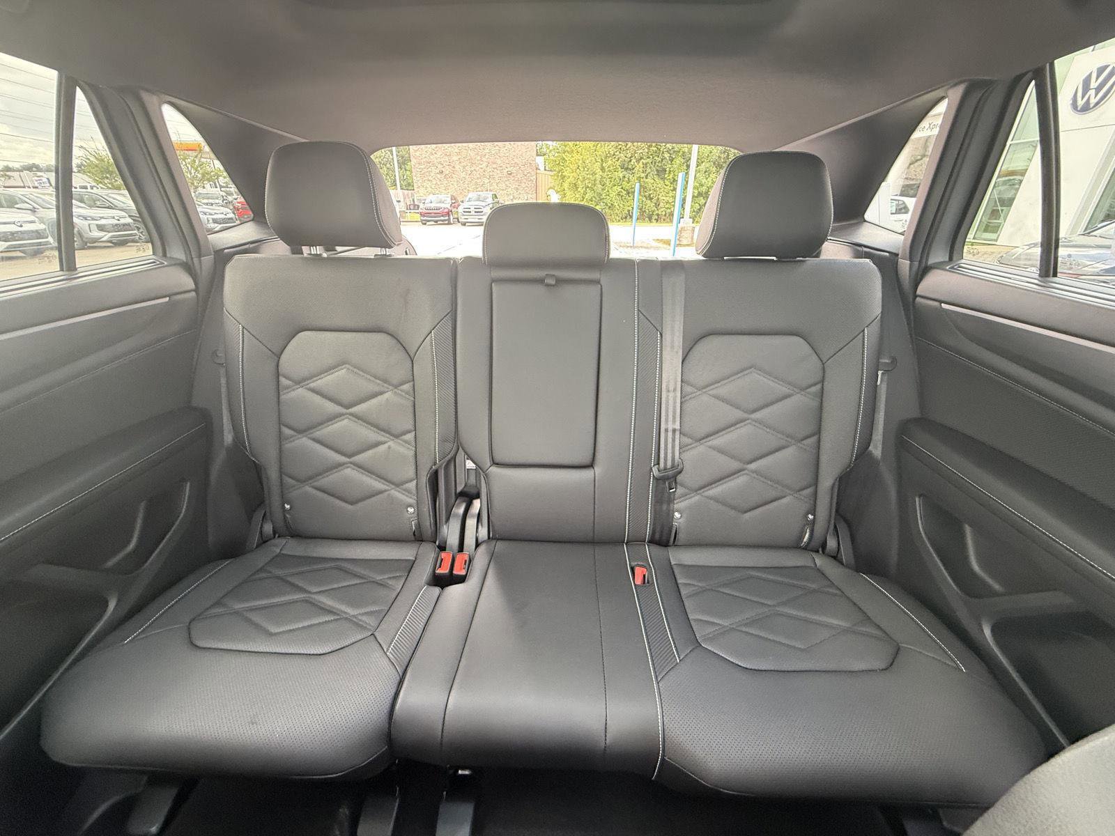 New 2026 Volkswagen Atlas Cross Sport SE image 17