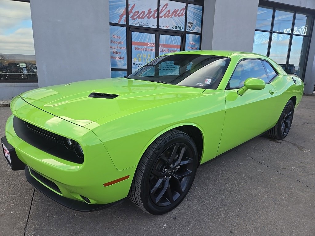 Used 2023 Dodge Challenger SXT w/ Blacktop Package image 2