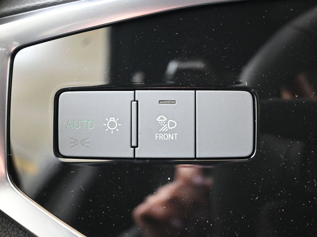 New 2025 Audi Q3 2.0T Premium image 25