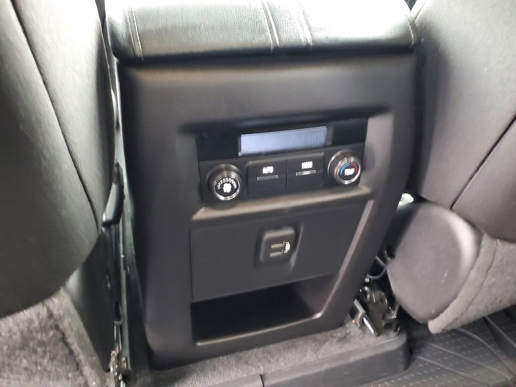 Used 2022 Chevrolet Traverse LT w/ LPO, Floor Liner Package image 30