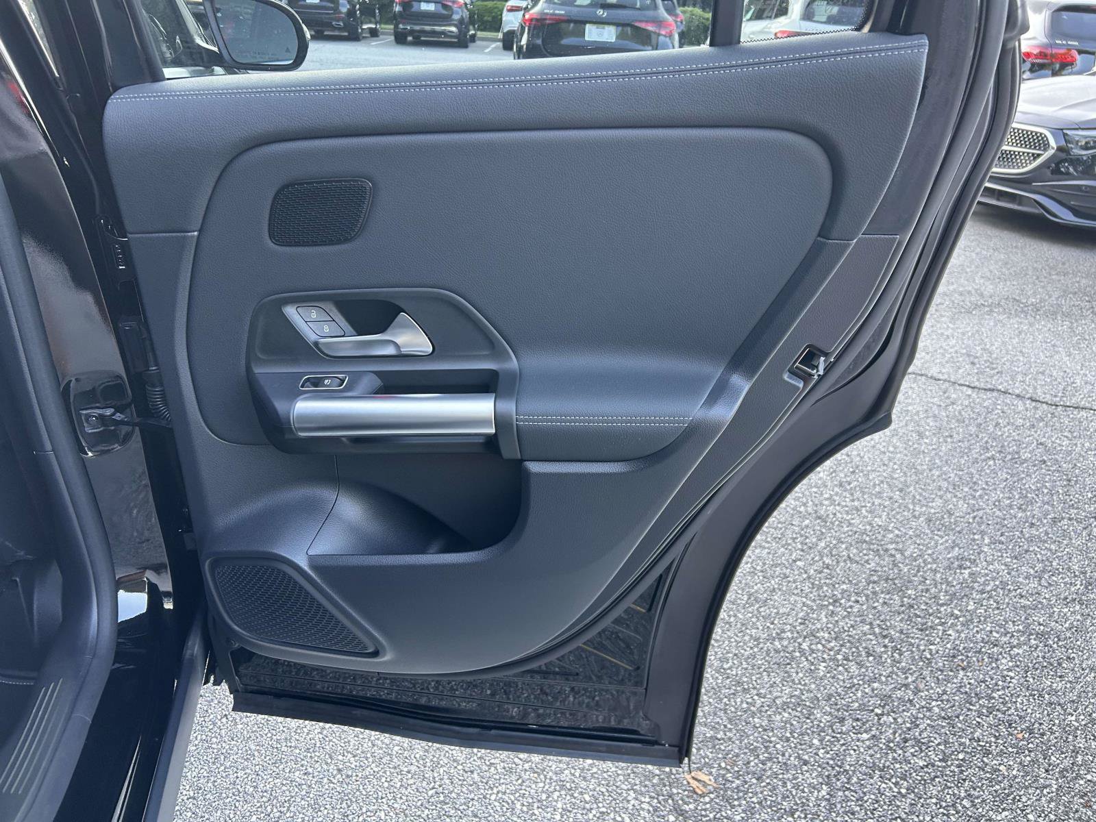 Certified 2025 Mercedes-Benz GLA 250 image 43