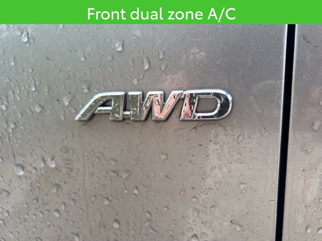 Used 2020 Toyota Sienna XLE AWD/4WD image 9
