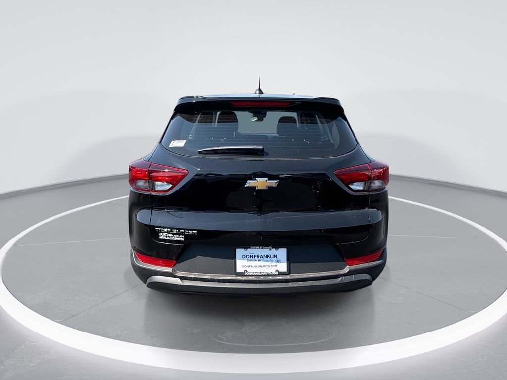New 2026 Chevrolet TrailBlazer LS image 7