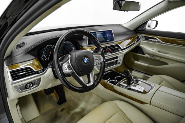 Used 2017 BMW 740i xDrive AWD SUNROOF LEATHER HEATED SEA image 13