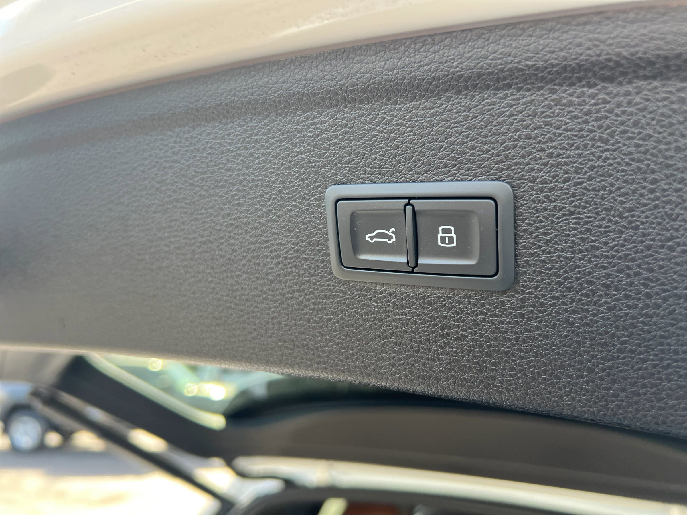 Used 2020 Audi Q5 2.0T Premium w/ Convenience Package image 27