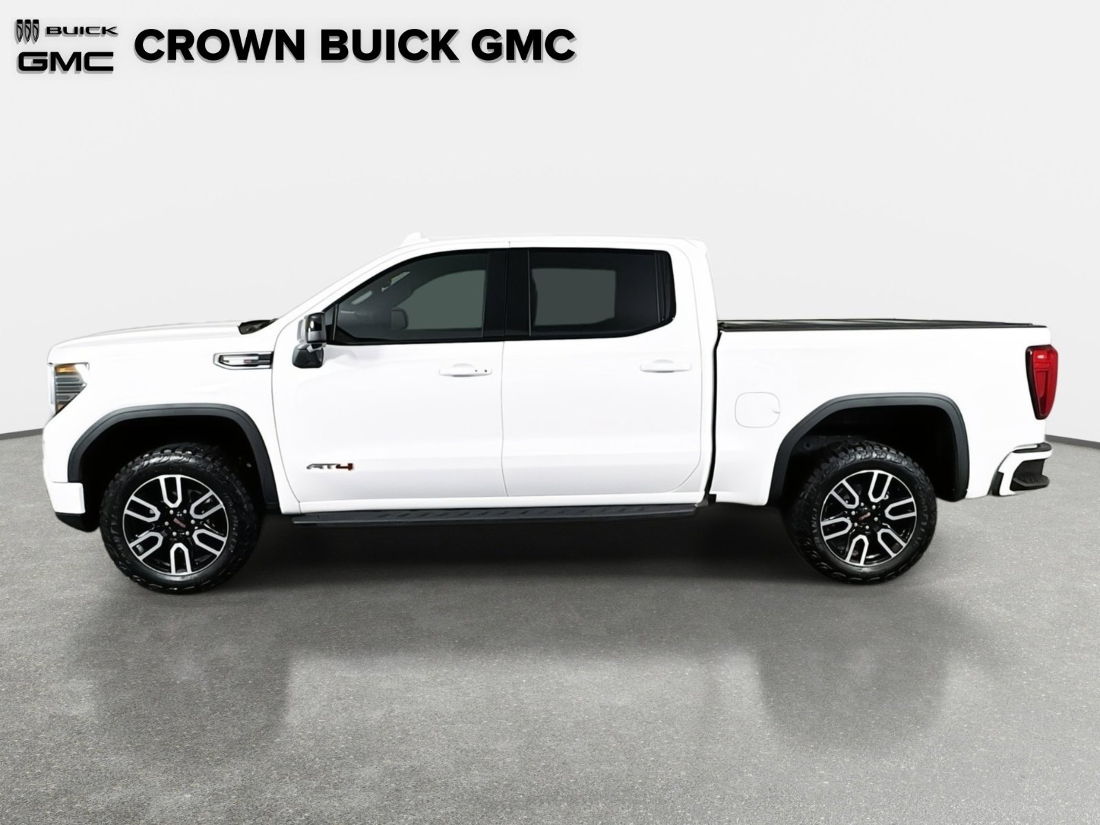 Certified 2025 GMC Sierra 1500 AT4 w/ AT4 Premium Package image 8