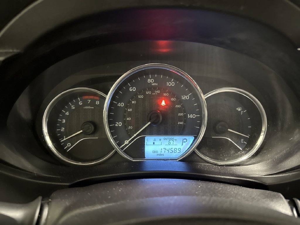 Used 2016 Toyota Corolla LE FWD image 12