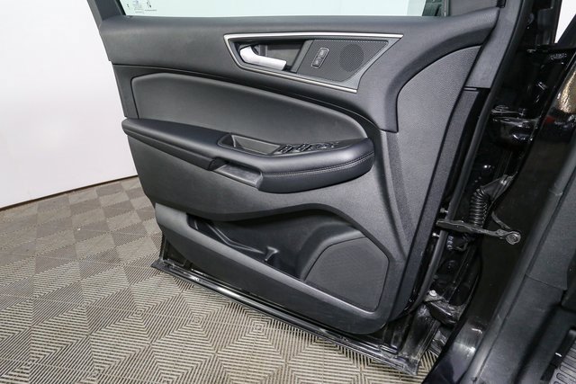 Used 2024 Ford Edge SEL w/ Convenience Package image 37