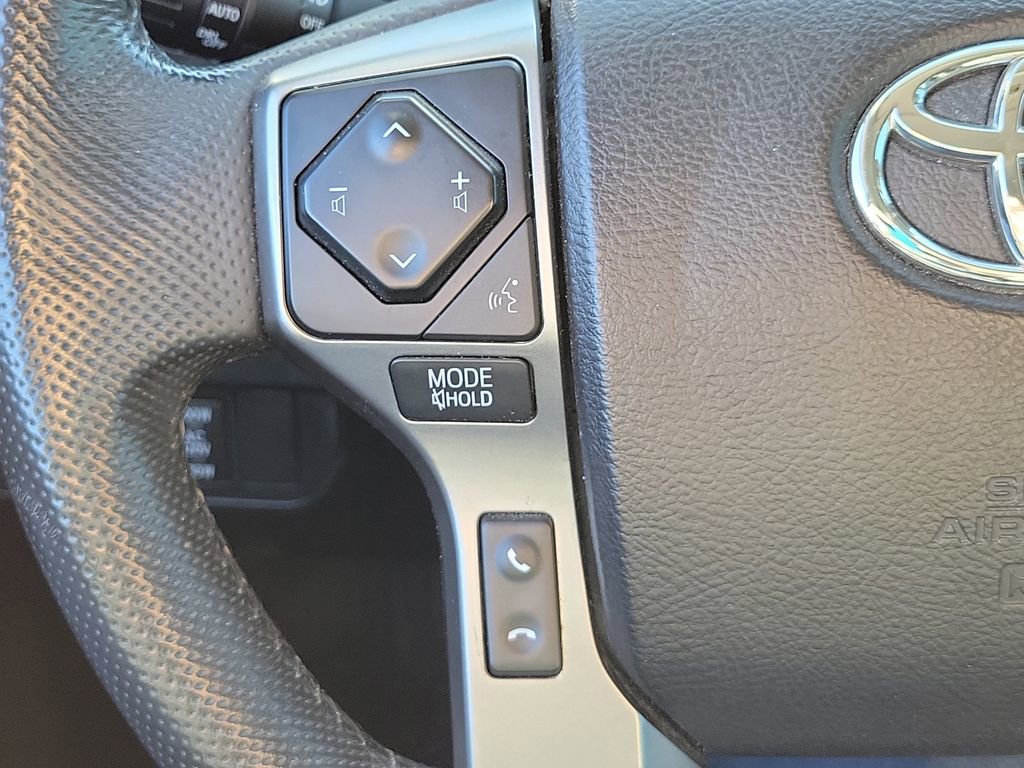 Used 2021 Toyota Tacoma SR5 w/ Trail Edition image 24