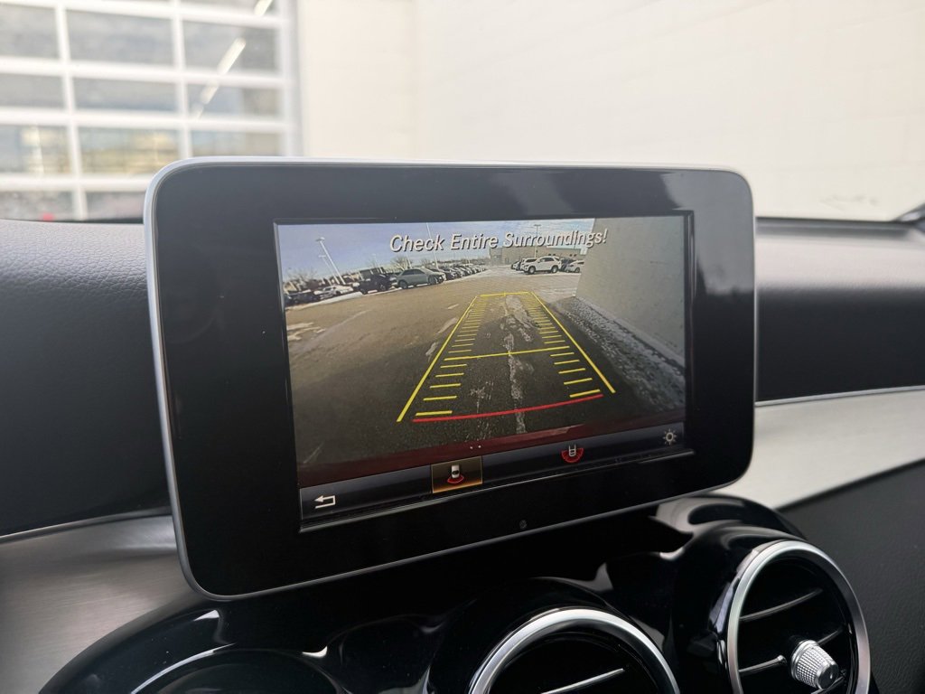 Used 2017 Mercedes-Benz GLC 300 4MATIC image 24